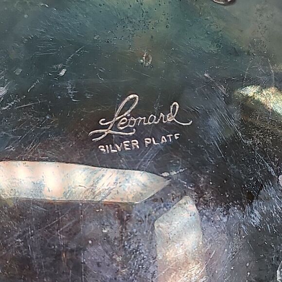 Leonard Silver Plated Water Pitcher 9''Tall Claw Footed w/Ice Guard VTG Patina - Picture 12 of 13